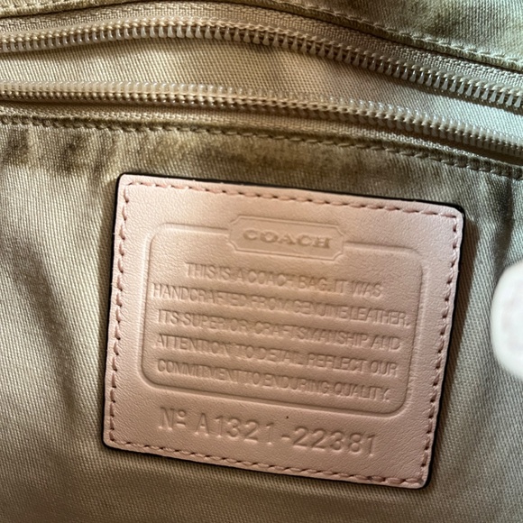 Coach Bag Pink Leather - Picture 4 of 7